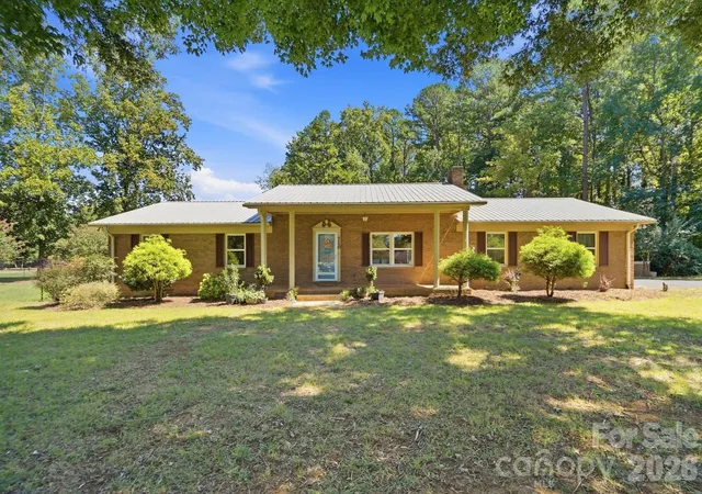 Photo 1 of Single family home for sale at 710 Frontier Cir, China Grove, NC 28023 | MLS# 4422957 | Listing updated on 2026-09-19