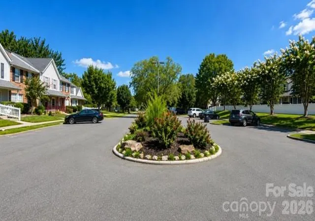 Photo 13 of Townhouse for sale at 8275 Golf Ridge Dr, Charlotte, NC 28277 | MLS# 4422969 | Listing updated on 2026-09-15
