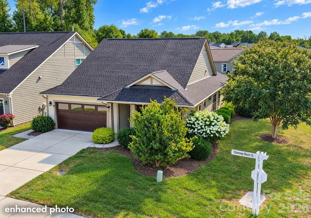 Photo 2 of Single family home for sale at 171 Chimney Rock Ct, Denver, NC 28037 | MLS# 4422972 | Listing updated on 2026-10-02