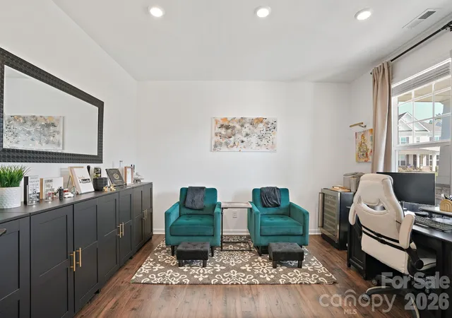 Photo 4 of Single family home for sale at 129 Clawton Loop, Mooresville, NC 28115 | MLS# 4422977 | Listing updated on 2026-10-08