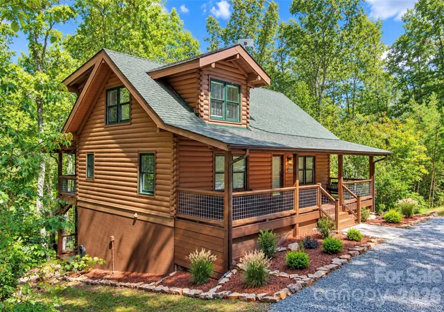 Photo 1 of Single family home for sale at 85 Trellis Dr, Nebo, NC 28761 | MLS# 4422991 | Listing updated on 2026-09-30