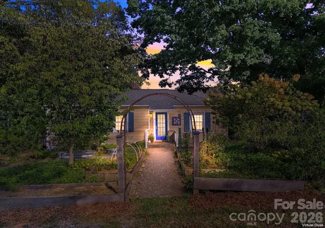 Photo 1 of Single family home for sale at 21 Balsam Ave, Asheville, NC 28806 | MLS# 4423009 | Listing updated on 2026-09-27