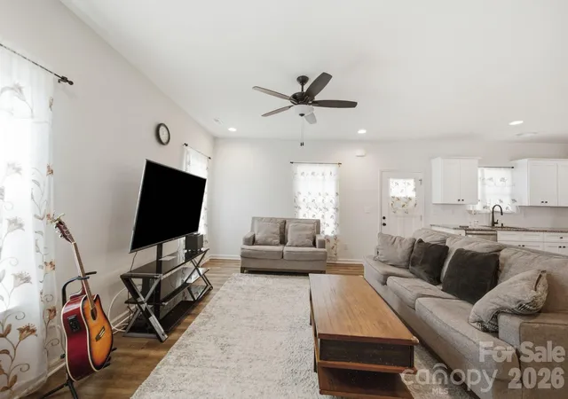 Photo 2 of Single family home for sale at 844 Matthews School Rd, Matthews, NC 28105 | MLS# 4423028 | Listing updated on 2026-09-12
