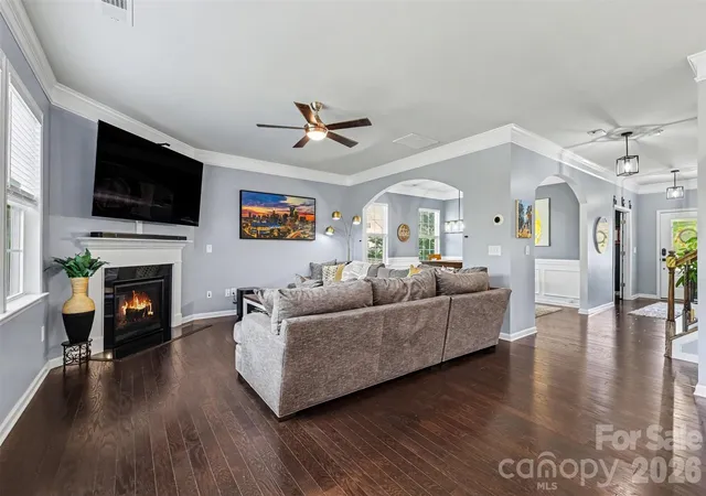 Photo 2 of Single family home for sale at 437 Zoe Bee Dr, Clover, SC 29710 | MLS# 4423033 | Listing updated on 2026-09-13