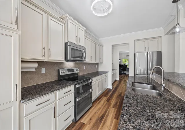 Photo 3 of Single family home for sale at 15229 Windward Ln, Lancaster, SC 29720 | MLS# 4423047 | Listing updated on 2026-10-21