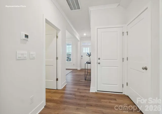 Photo 3 of Single family home for sale at 6414 Cherrybark Oak Ln, Huntersville, NC 28078 | MLS# 4423048 | Listing updated on 2026-10-04
