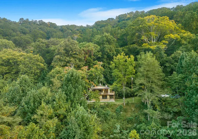 Photo 3 of Single family home for sale at 74 Lanzi Ledge Rd, Leicester, NC 28748 | MLS# 4423050 | Listing updated on 2026-10-07