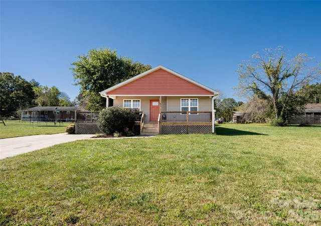 Photo 35 of Single family home for sale at 33 Sherman Meadows Dr, East Flat Rock, NC 28726 | MLS# 4423057 | Listing updated on 2026-10-16