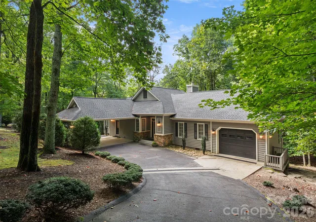 Photo 1 of Single family home for sale at 108 Little Cherokee Ridge, Hendersonville, NC 28739 | MLS# 4423107 | Listing updated on 2026-09-21