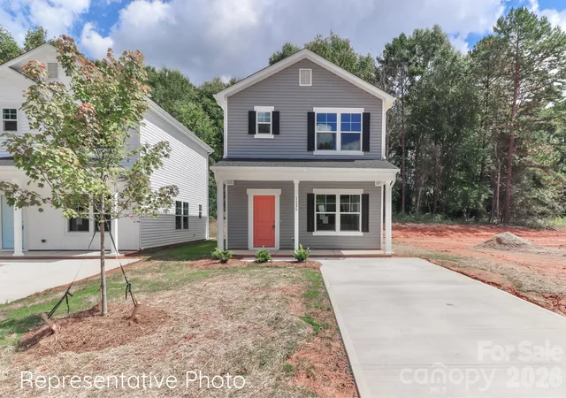 Photo 3 of Single family home for sale at 794 Hillard St, Statesville, NC 28625 | MLS# 4423131 | Listing updated on 2026-09-15