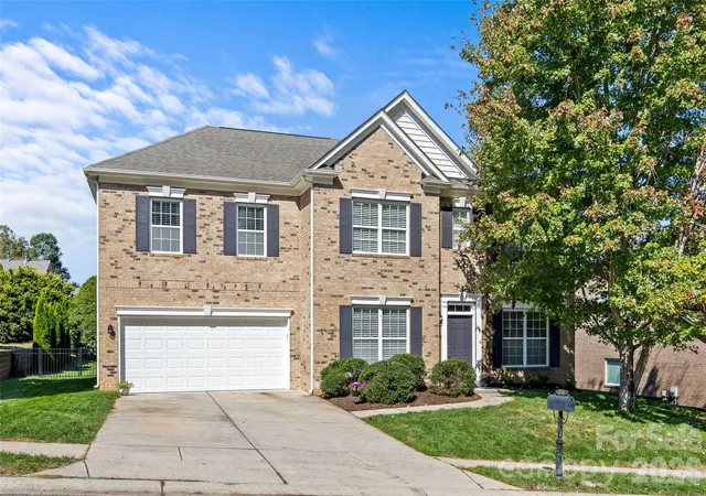 Photo 1 of Single family home for sale at 7917 Sardis Crk Ln, Charlotte, NC 28270 | MLS# 4423138 | Listing updated on 2026-10-30