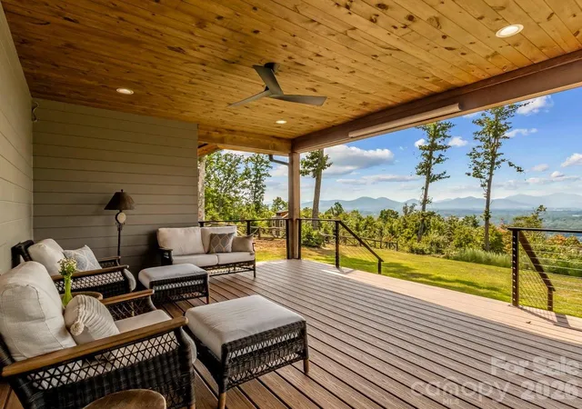 Photo 3 of Single family home for sale at 98 Running Ridge Rd, Asheville, NC 28804 | MLS# 4423153 | Listing updated on 2026-10-06