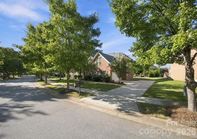 Photo 3 of Single family home for sale at 146 Northbridge Dr, Mooresville, NC 28115 | MLS# 4423173 | Listing updated on 2026-10-04