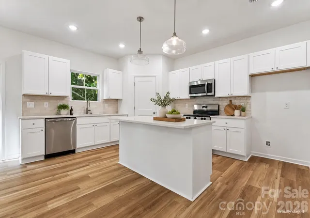 Photo 3 of Single family home for sale at 3150 Lavender Ln, Kannapolis, NC 28083 | MLS# 4423178 | Listing updated on 2026-09-29