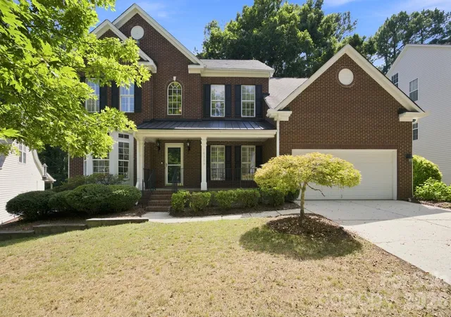 Photo 1 of Single family home for sale at 10309 Elven Ln, Charlotte, NC 28269 | MLS# 4423186 | Listing updated on 2026-09-26