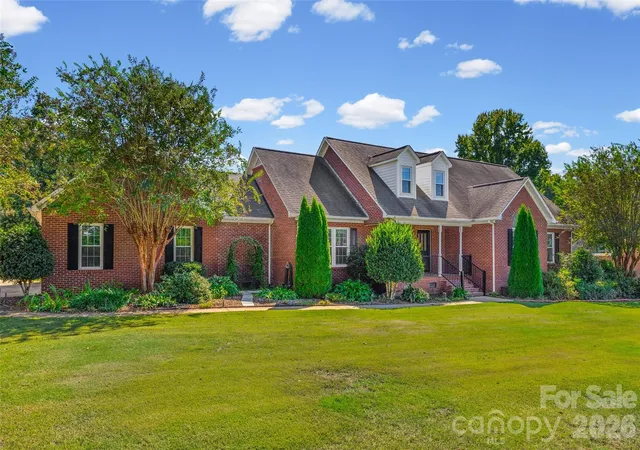 Photo 1 of Single family home for sale at 705 Carrollton Pl, Rock Hill, SC 29730 | MLS# 4423209 | Listing updated on 2026-09-30