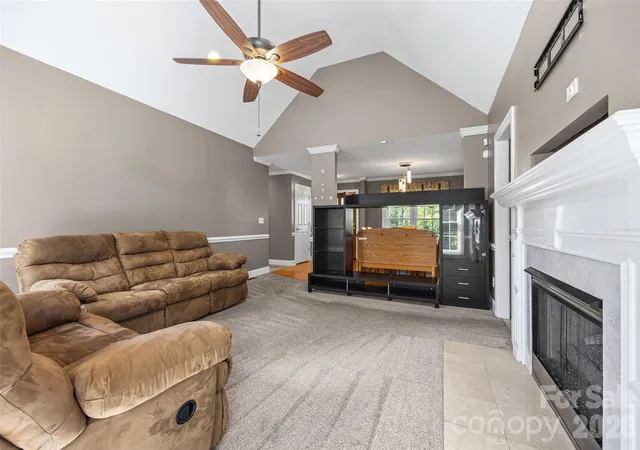 Photo 4 of Single family home for sale at 705 Carrollton Pl, Rock Hill, SC 29730 | MLS# 4423209 | Listing updated on 2026-09-30