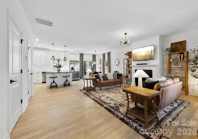 Photo 1 of Single family home for sale at 4114 Rutgers Ave, Charlotte, NC 28206 | MLS# 4423213 | Listing updated on 2026-10-28