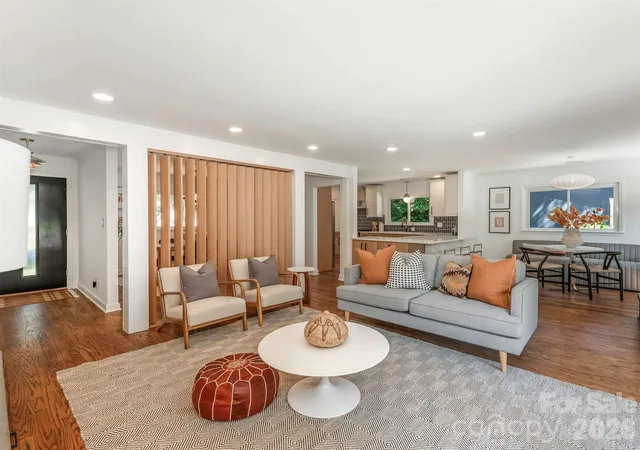 Photo 3 of Single family home for sale at 3717 Flowerfield Rd, Charlotte, NC 28210 | MLS# 4423215 | Listing updated on 2026-09-18