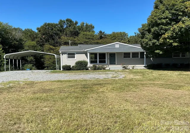 Photo 1 of Single family home for sale at 3039 Hands Ml Hwy, York, SC 29745 | MLS# 4423217 | Listing updated on 2026-09-13