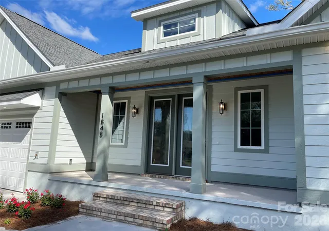 Photo 3 of Single family home for sale at 1848 Oak Harbor Dr Sw, Ocean Isle Beach, NC 28469 | MLS# 4423219 | Listing updated on 2026-10-19