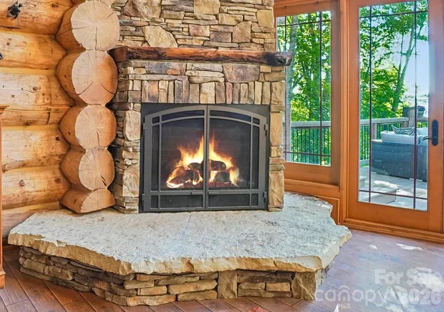Photo 3 of Single family home for sale at 476 Waterford Dr, Maggie Valley, NC 28751 | MLS# 4423224 | Listing updated on 2026-09-27