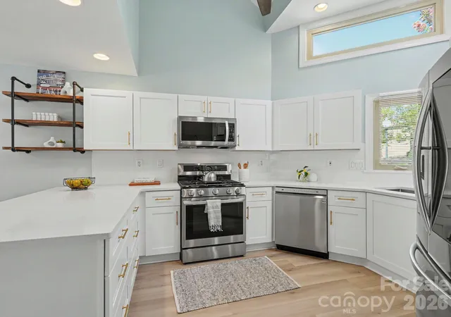 Photo 3 of Townhouse for sale at 14546 Waterside Dr, Charlotte, NC 28278 | MLS# 4423236 | Listing updated on 2026-10-06