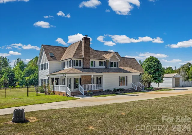 Photo 1 of Single family home for sale at 2129 Squire Rd, Rock Hill, SC 29730 | MLS# 4423271 | Listing updated on 2026-10-07