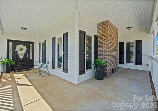 Photo 3 of Single family home for sale at 2129 Squire Rd, Rock Hill, SC 29730 | MLS# 4423271 | Listing updated on 2026-10-07