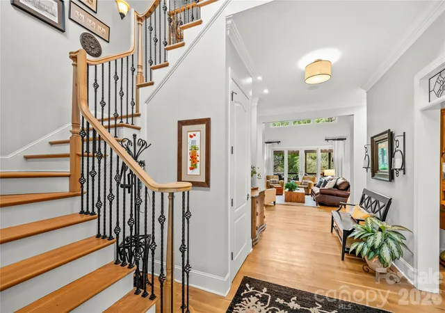 Photo 4 of Sale Pending at 1637 Olmsted Dr, Asheville, NC 28803 | MLS# 4423274 | Listing updated on 2026-09-29