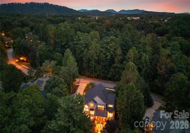 Photo 48 of Sale Pending at 1637 Olmsted Dr, Asheville, NC 28803 | MLS# 4423274 | Listing updated on 2026-09-29