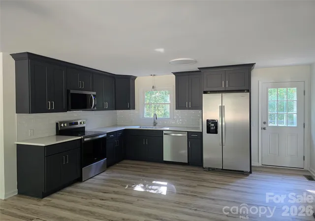 Photo 4 of Single family home for sale at 25650 Dunlap Rd, Albemarle, NC 28001 | MLS# 4423278 | Listing updated on 2026-09-17