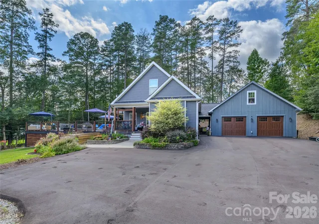 Photo 2 of Single family home for sale at 212 W Sunset Ridge Dr, Etowah, NC 28729 | MLS# 4423280 | Listing updated on 2026-09-30