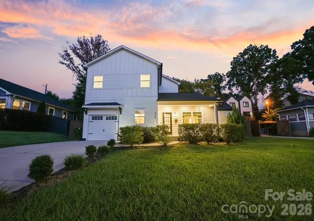 Single family home for sale at 526 Seldon Dr, Charlotte, NC 28216 | MLS# 4423284