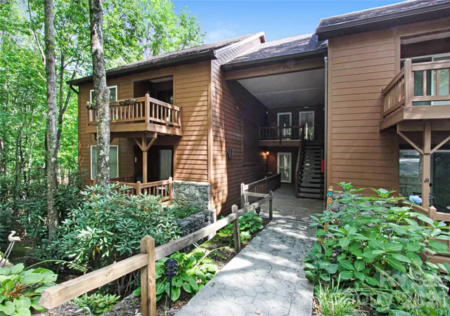 Photo 2 of Condo for sale at 73 Toxaway Views Dr #303, Lake Toxaway, NC 28747 | MLS# 4423285 | Listing updated on 2026-09-27