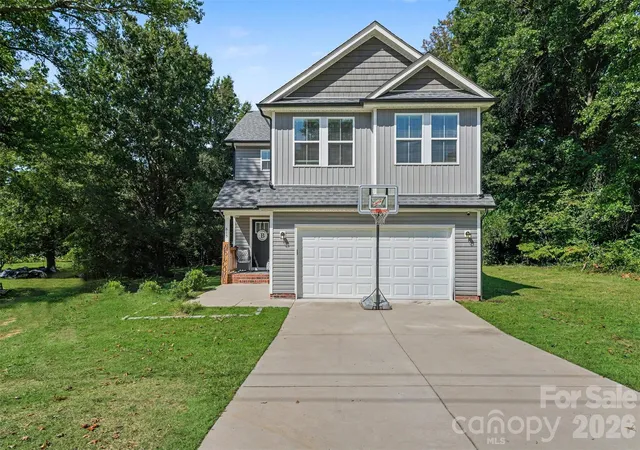 Single family home for sale at 815 Sunset Dr, Salisbury, NC 28147 | MLS# 4423286 | Listing updated on 2026-09-16