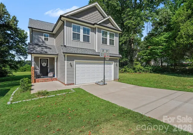 Photo 2 of Single family home for sale at 815 Sunset Dr, Salisbury, NC 28147 | MLS# 4423286 | Listing updated on 2026-09-16