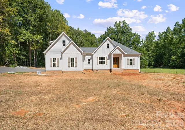 Photo 1 of Single family home for sale at 6395 Wingate Hl Rd, Denver, NC 28037 | MLS# 4423290 | Listing updated on 2026-09-13