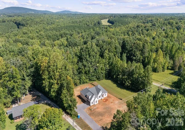 Photo 2 of Single family home for sale at 6395 Wingate Hl Rd, Denver, NC 28037 | MLS# 4423290 | Listing updated on 2026-09-13