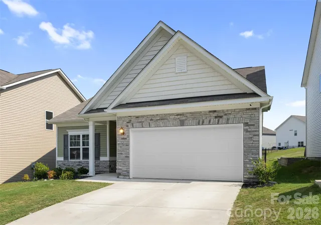 Photo 4 of Single family home for sale at 6043 Gala Ln, Charlotte, NC 28215 | MLS# 4423297 | Listing updated on 2026-09-16