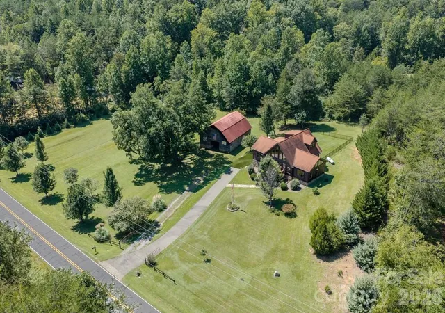 Photo 3 of Single family home for sale at 1867 Bills Crk Rd, Lake Lure, NC 28746 | MLS# 4423300 | Listing updated on 2026-09-16