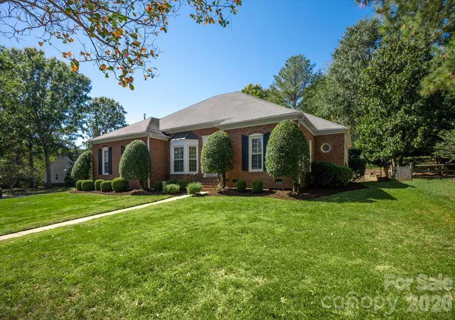 Photo 1 of Single family home for sale at 9330 Elverson Dr, Charlotte, NC 28277 | MLS# 4423306 | Listing updated on 2026-10-20