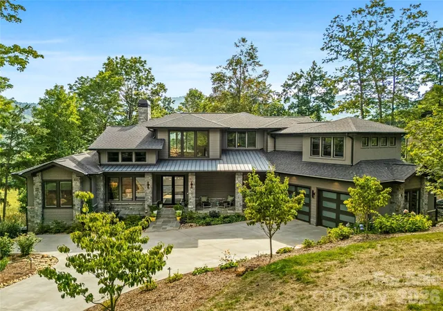 Photo 1 of Single family home for sale at 16 Smokey Ridge Trl, Arden, NC 28704 | MLS# 4423322 | Listing updated on 2026-09-22