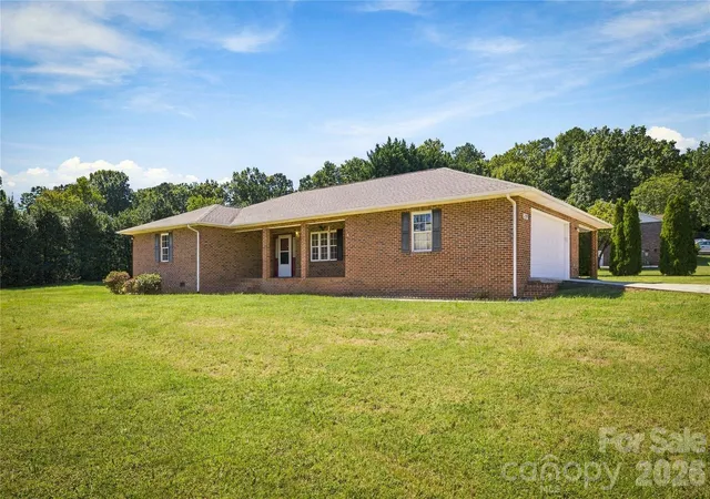 Photo 1 of Sale Pending at 1229 Birch Dr, Morganton, NC 28655 | MLS# 4423329 | Listing updated on 2026-10-07
