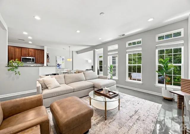 Townhouse for sale at 2335 Whitford Ln, Charlotte, NC 28210 | MLS# 4423338