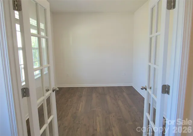 Photo 4 of Single family home for sale at 7128 Bandera Dr, Charlotte, NC 28214 | MLS# 4423344 | Listing updated on 2026-09-15