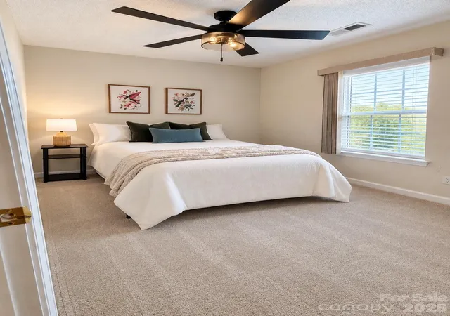 Single family home for sale at 1980 8th Street Ln SE, Hickory, NC 28602 | MLS# 4423356