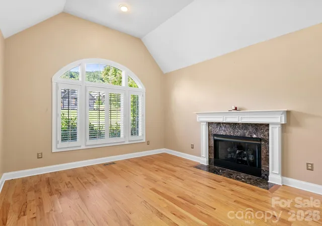 Photo 3 of Single family home for sale at 7 Round Robin Ln, Mills River, NC 28759 | MLS# 4423363 | Listing updated on 2026-10-08