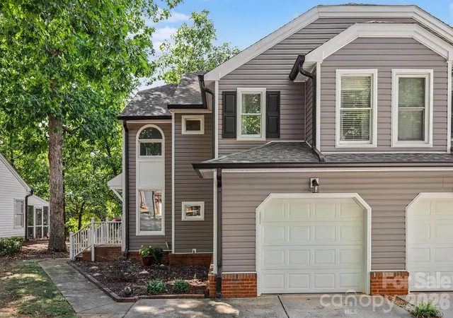 Photo 1 of Single family home for sale at 8609 Fox Chase Ln, Charlotte, NC 28269 | MLS# 4423387 | Listing updated on 2026-09-14