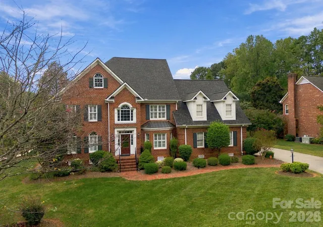 Photo 2 of Single family home for sale at 633 Peacehaven Rd, Kannapolis, NC 28083 | MLS# 4423398 | Listing updated on 2026-09-25